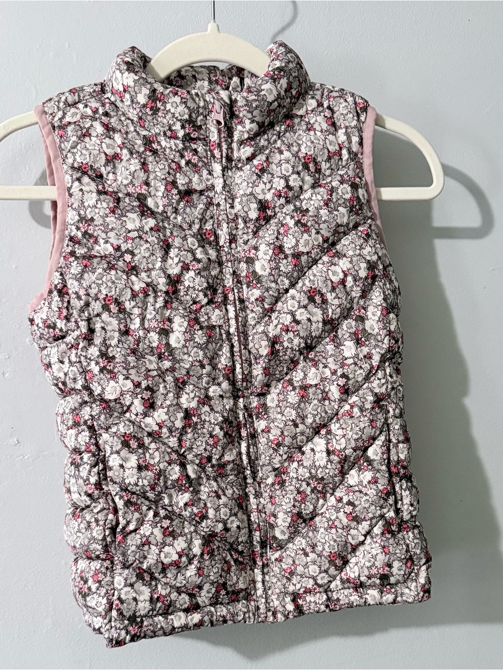 GAP Girls Quilted Floral Puffy Vest - Pink/Gray/White